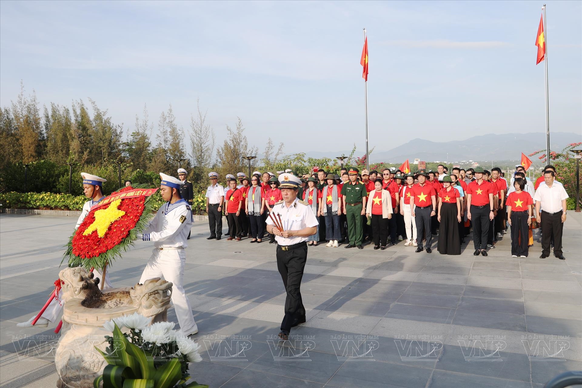 Đoàn đại biểu Bộ Y tế sẵn sàng lên đường thăm cán bộ, chiến sĩ và nhân dân Trường Sa, Nhà giàn DK1