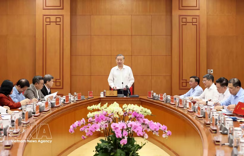 Vietnam fortalece el control del poder y combate la corrupción desde la raíz