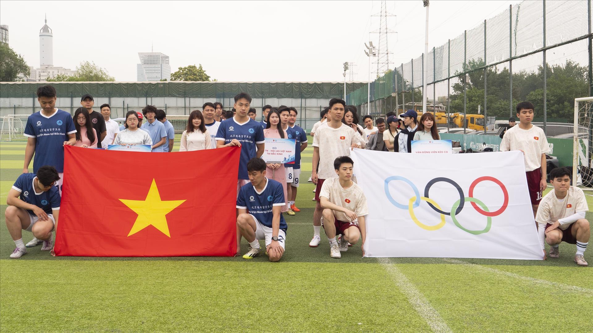 Vietnamese students in Beijing promote sportive spirit in line with Uncle Hos lifestyle