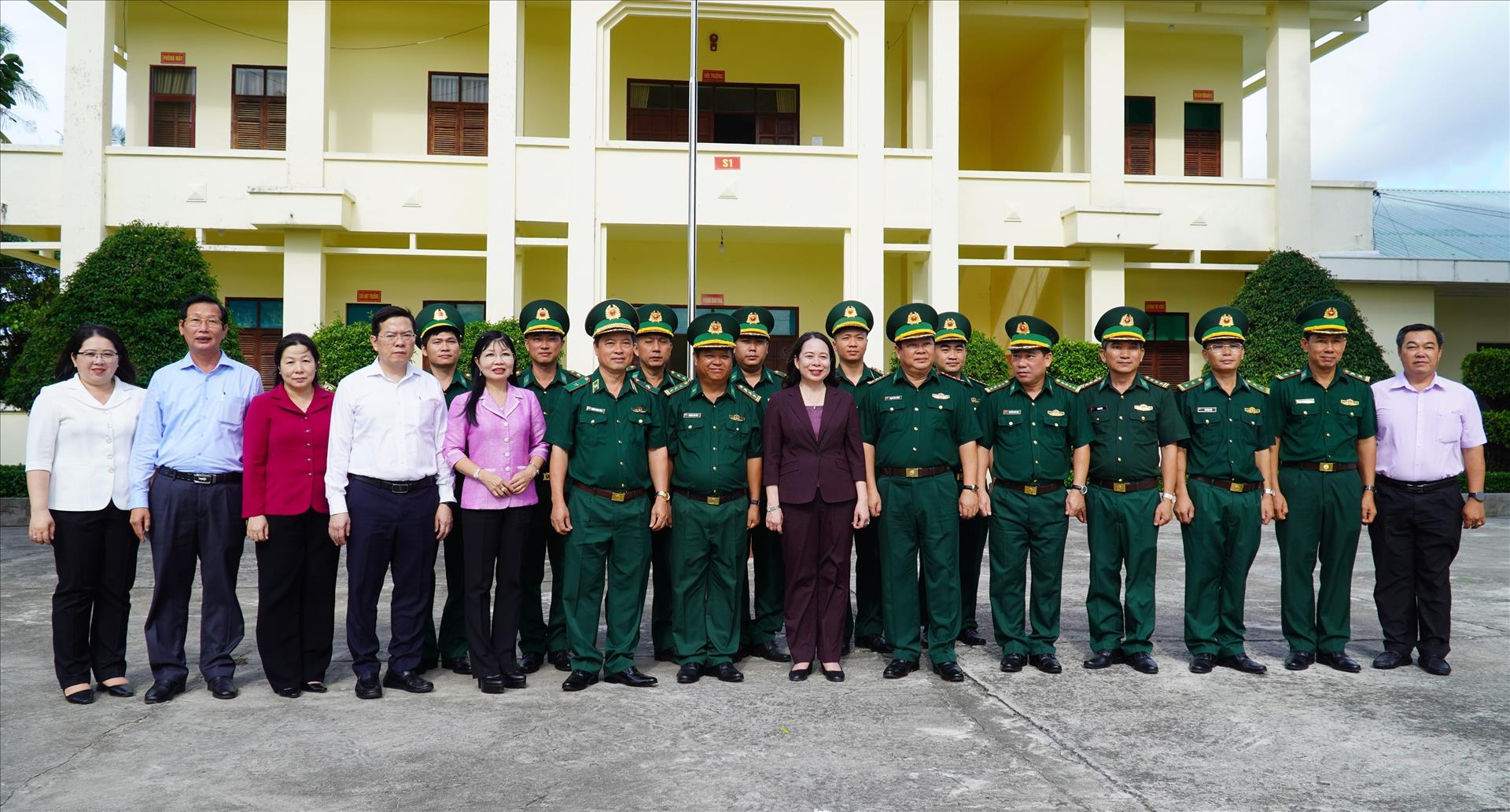 Phó Chủ tịch nước Võ Thị Ánh Xuân thăm, động viên Bộ đội Biên phòng An Giang