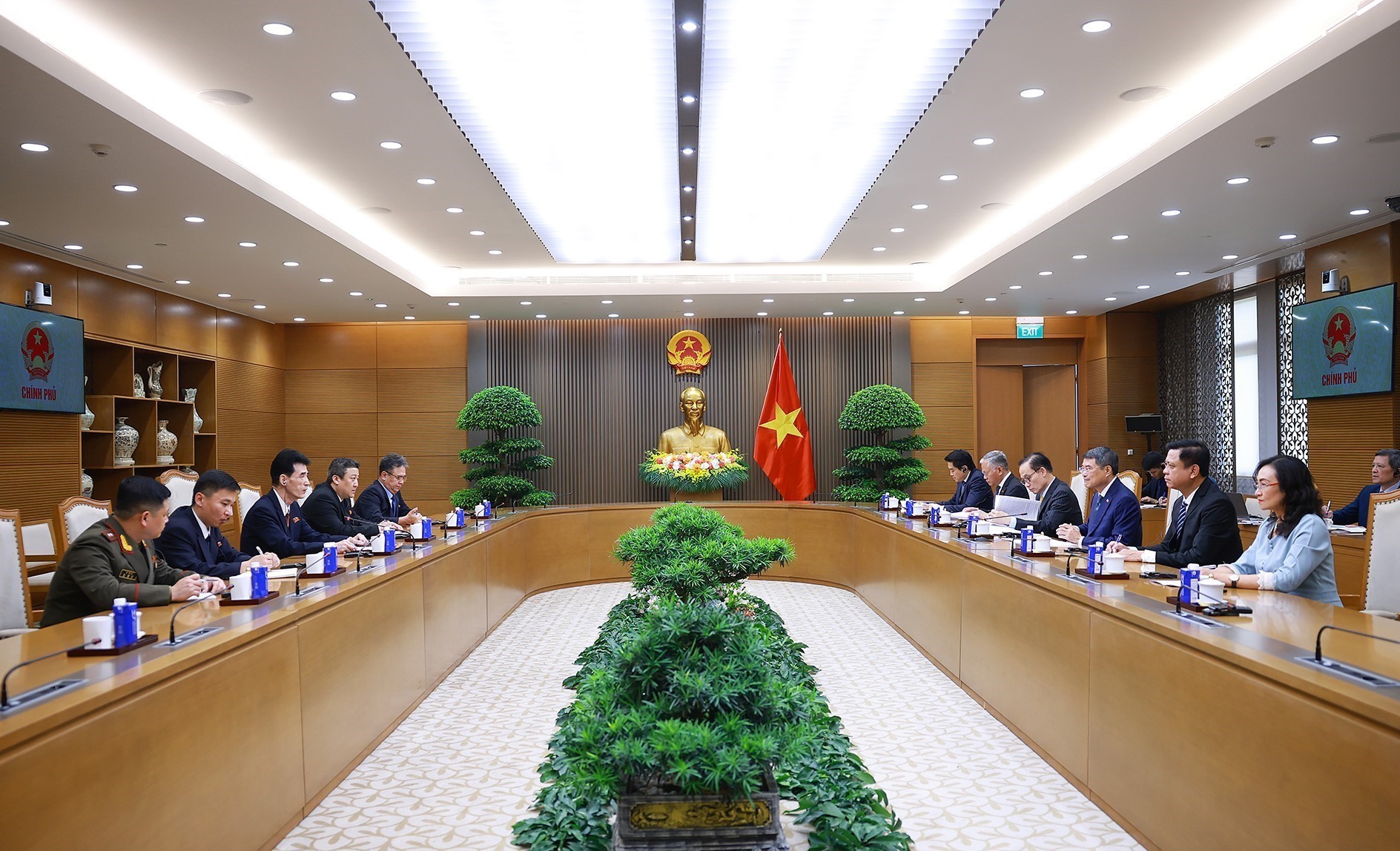 Không ngừng vun đắp và thúc đẩy quan hệ Việt Nam - Triều Tiên