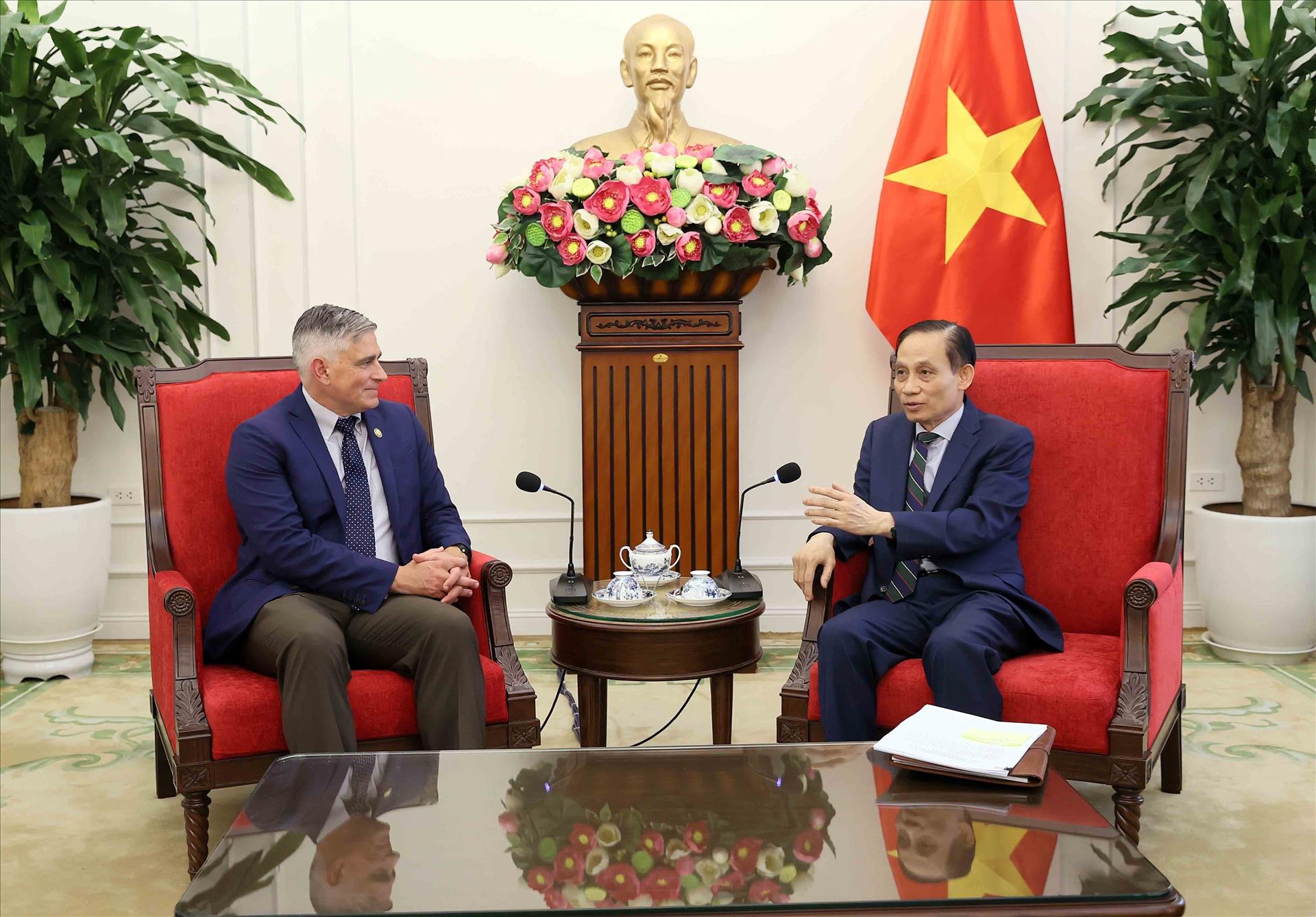 Foreign Minister lauds US Congresss role in bilateral relations