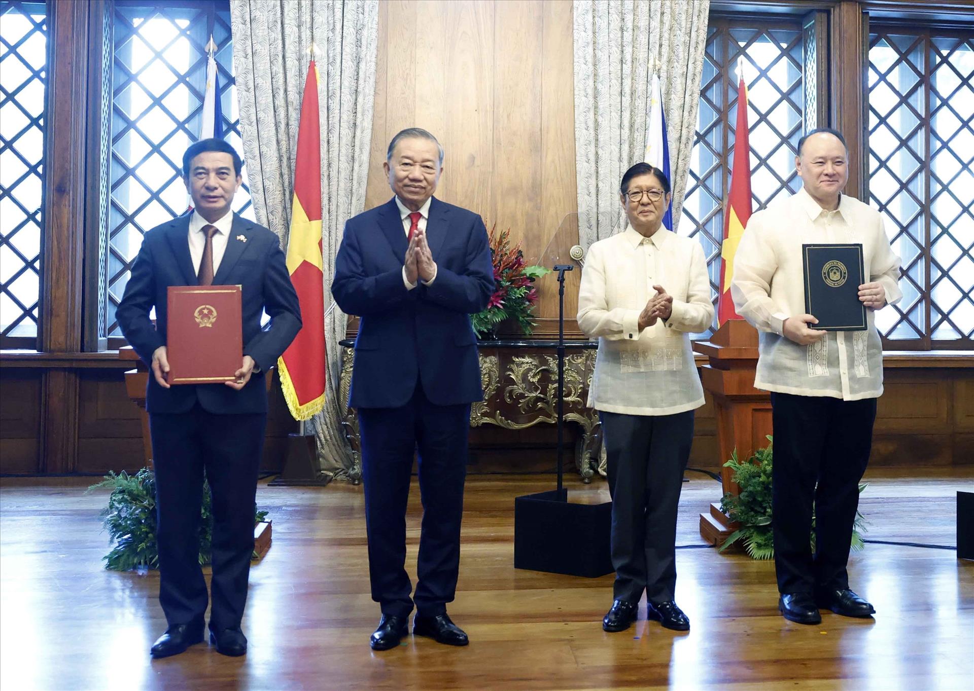 Vietnam, Philippines upgrade bilateral ties to Enhanced Strategic Partnership