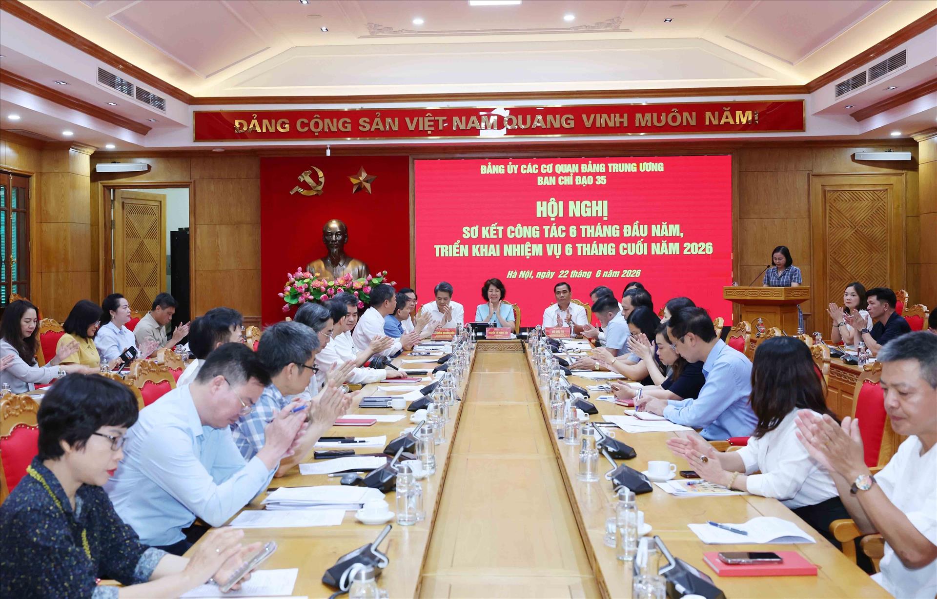 Chủ động chiếm lĩnh không gian mạng bằng thông tin tích cực