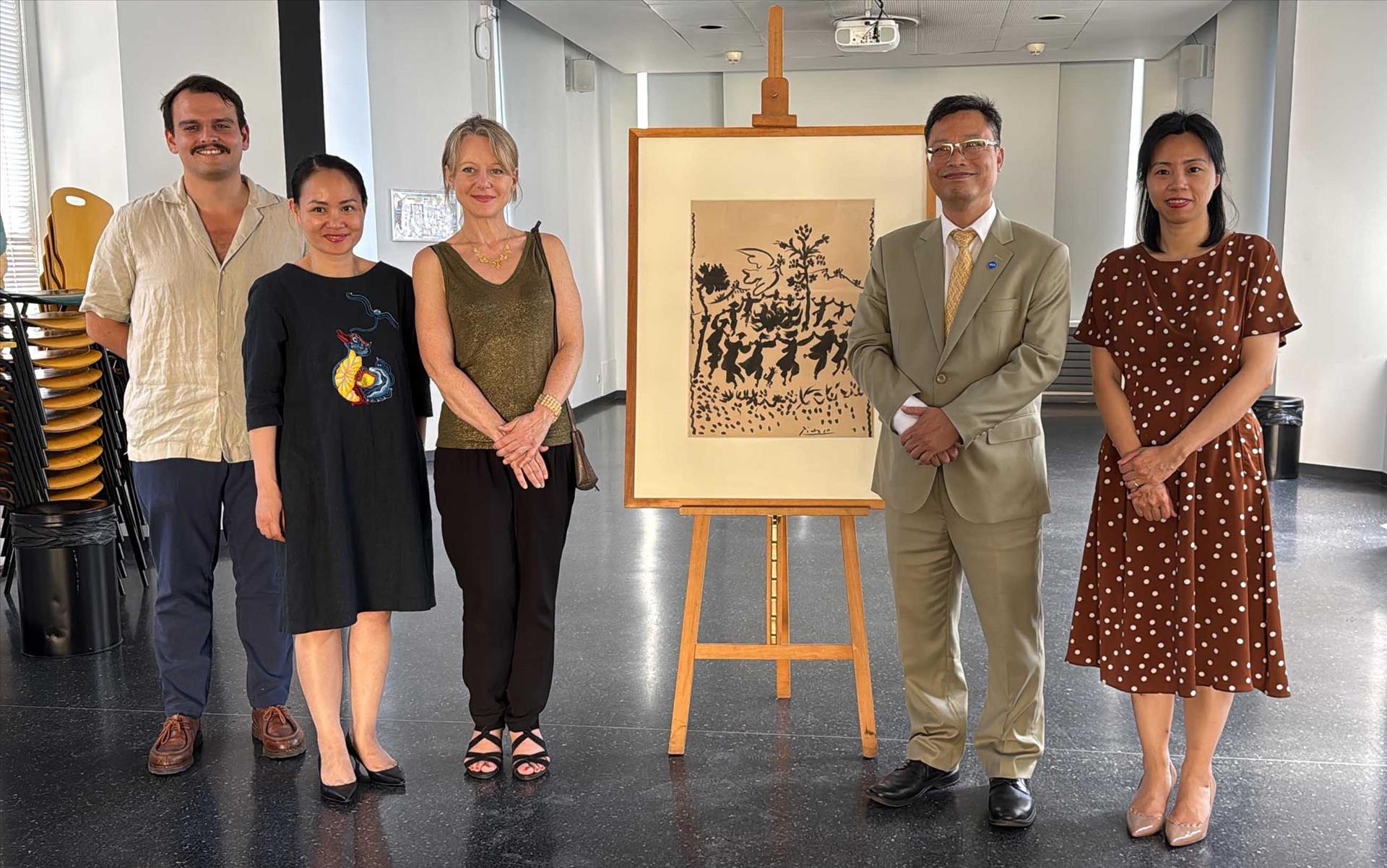 Vive la Paix : le message de Picasso pour le Vietnam redécouvert à Saint-Denis