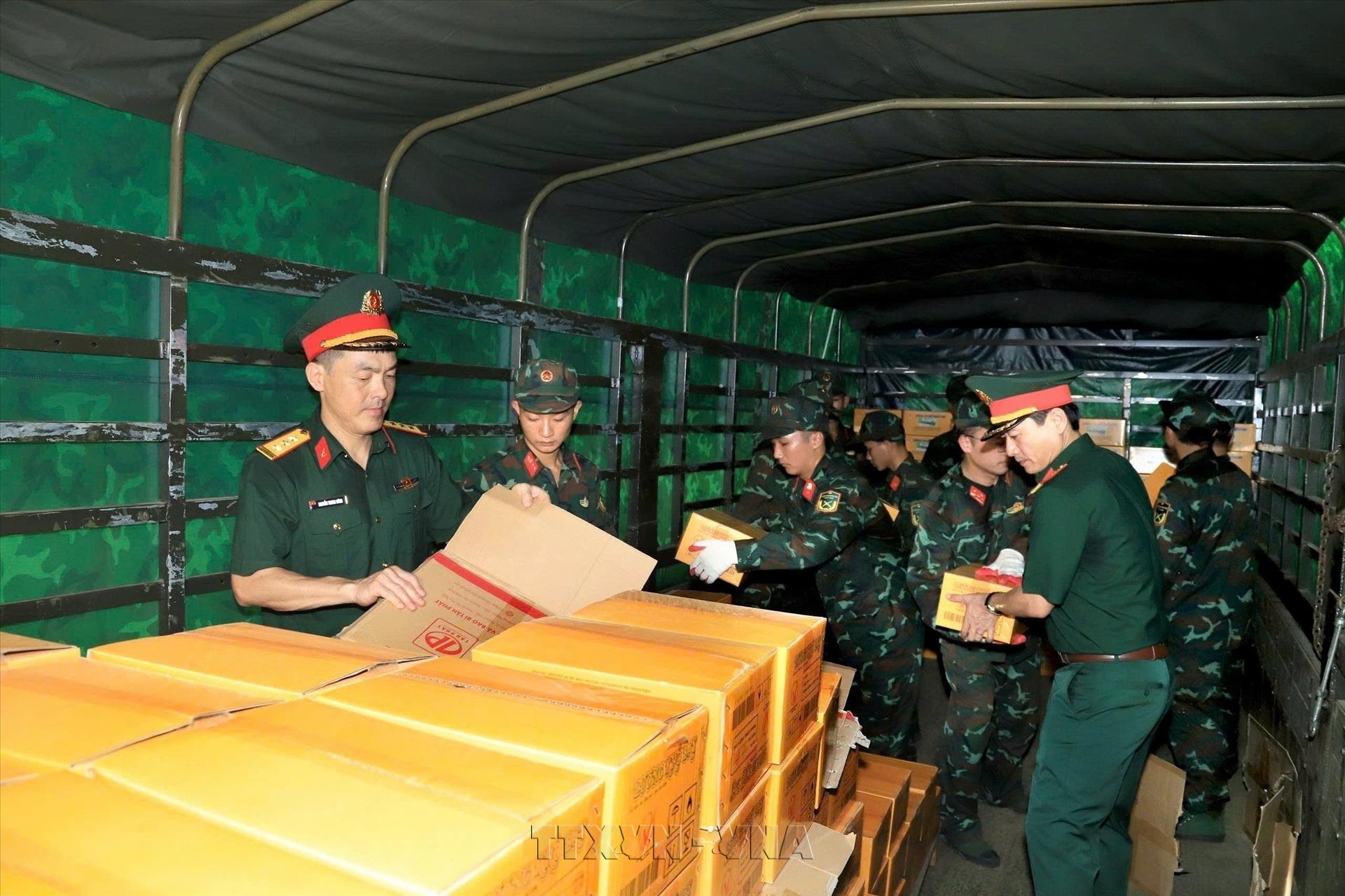 Vietnam deploys military disaster relief team to earthquake-hit Venezuela