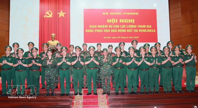 Ejército de Vietnam se suma a labores de rescate en Venezuela