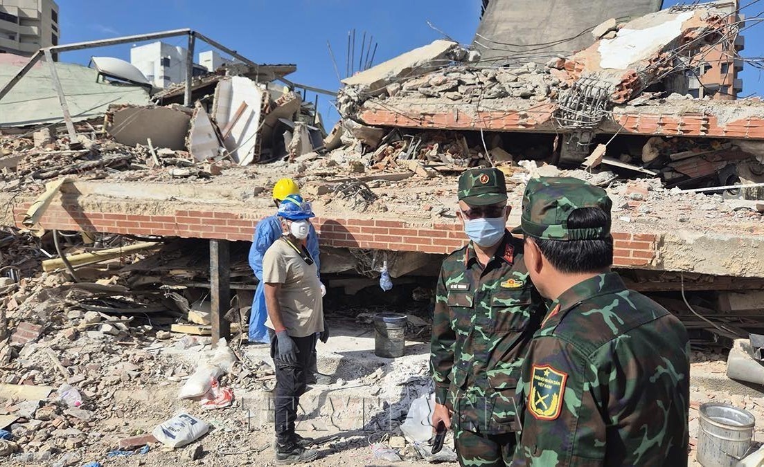 Vietnamese team surveys hardest-hit area in Venezuela earthquakes