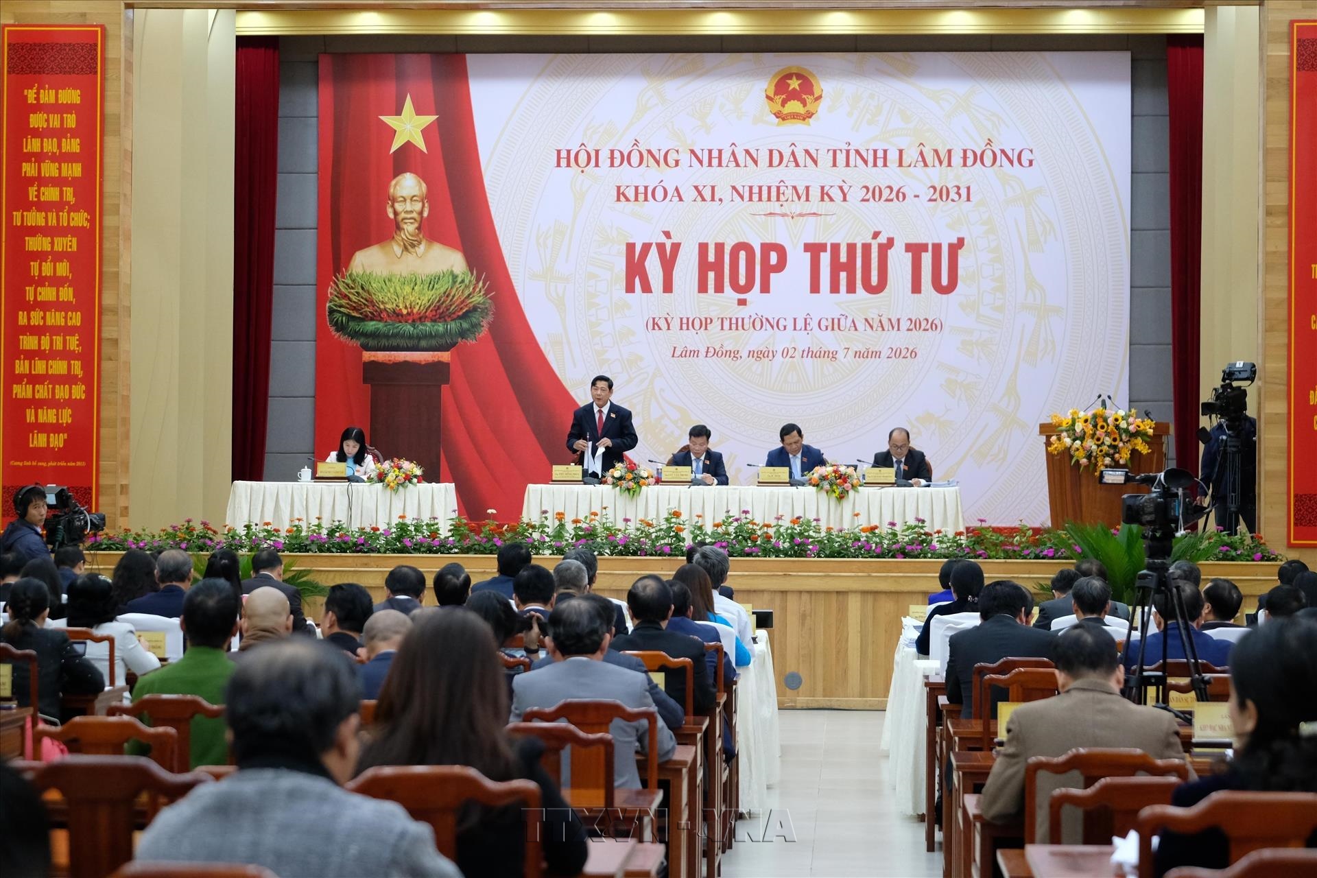 Cập nhật kịch bản tăng trưởng từng ngành, từng địa bàn để đạt con số tốt nhất