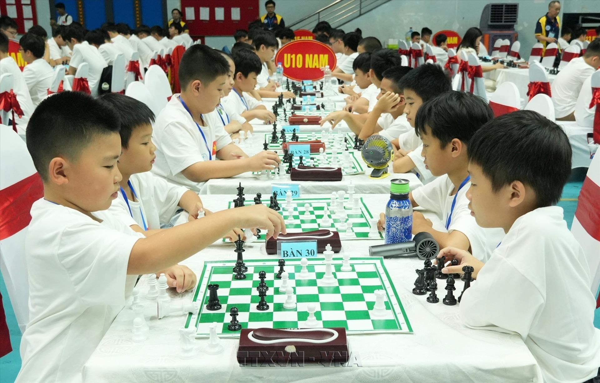 Gần 1.300 kỳ thủ tranh tài tại Giải vô địch Cờ vua trẻ quốc gia 2026