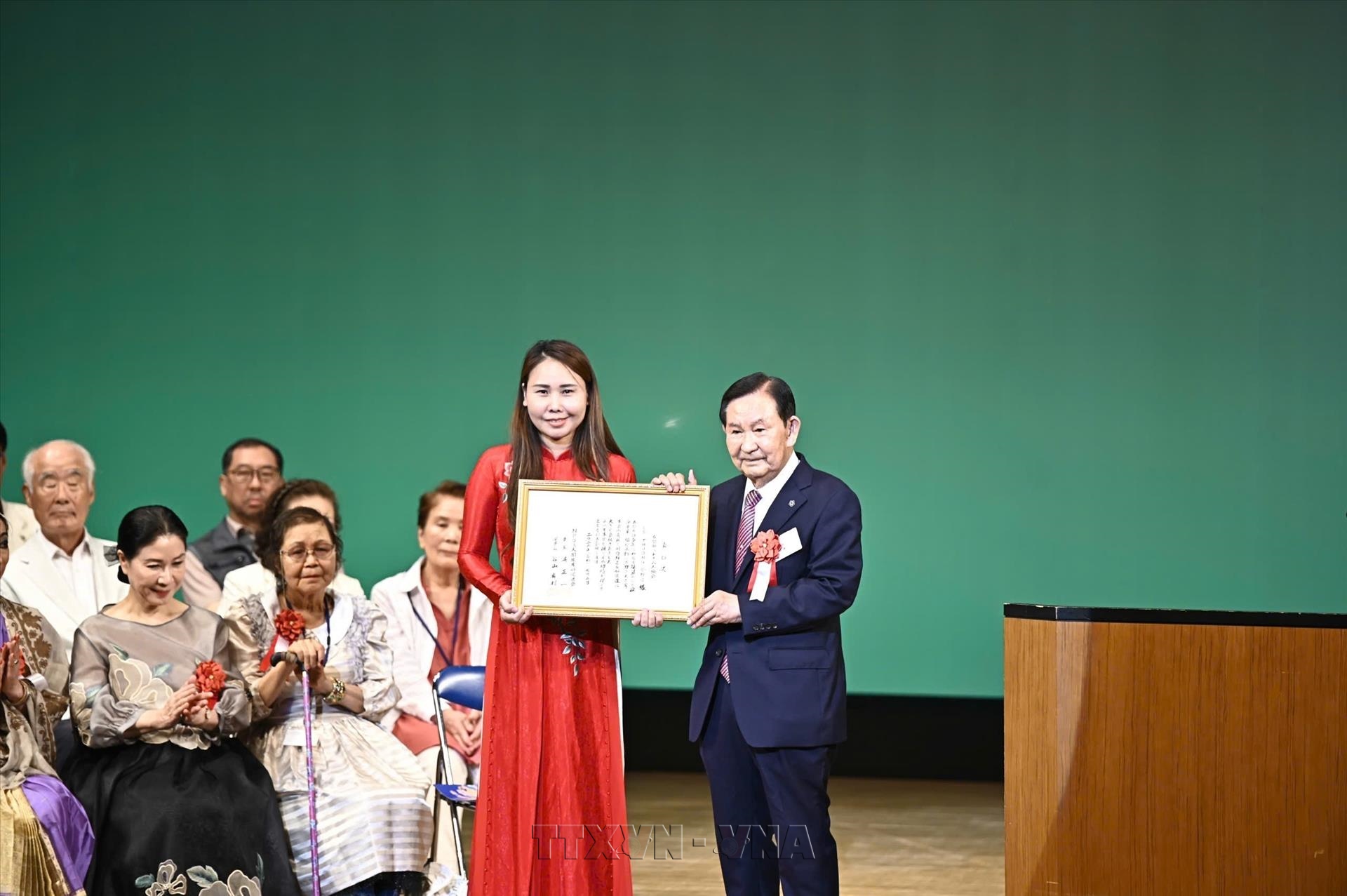 Công dân Việt Nam được trao giải thưởng Cộng đồng cho Công dân Toàn cầu tại Nhật Bản