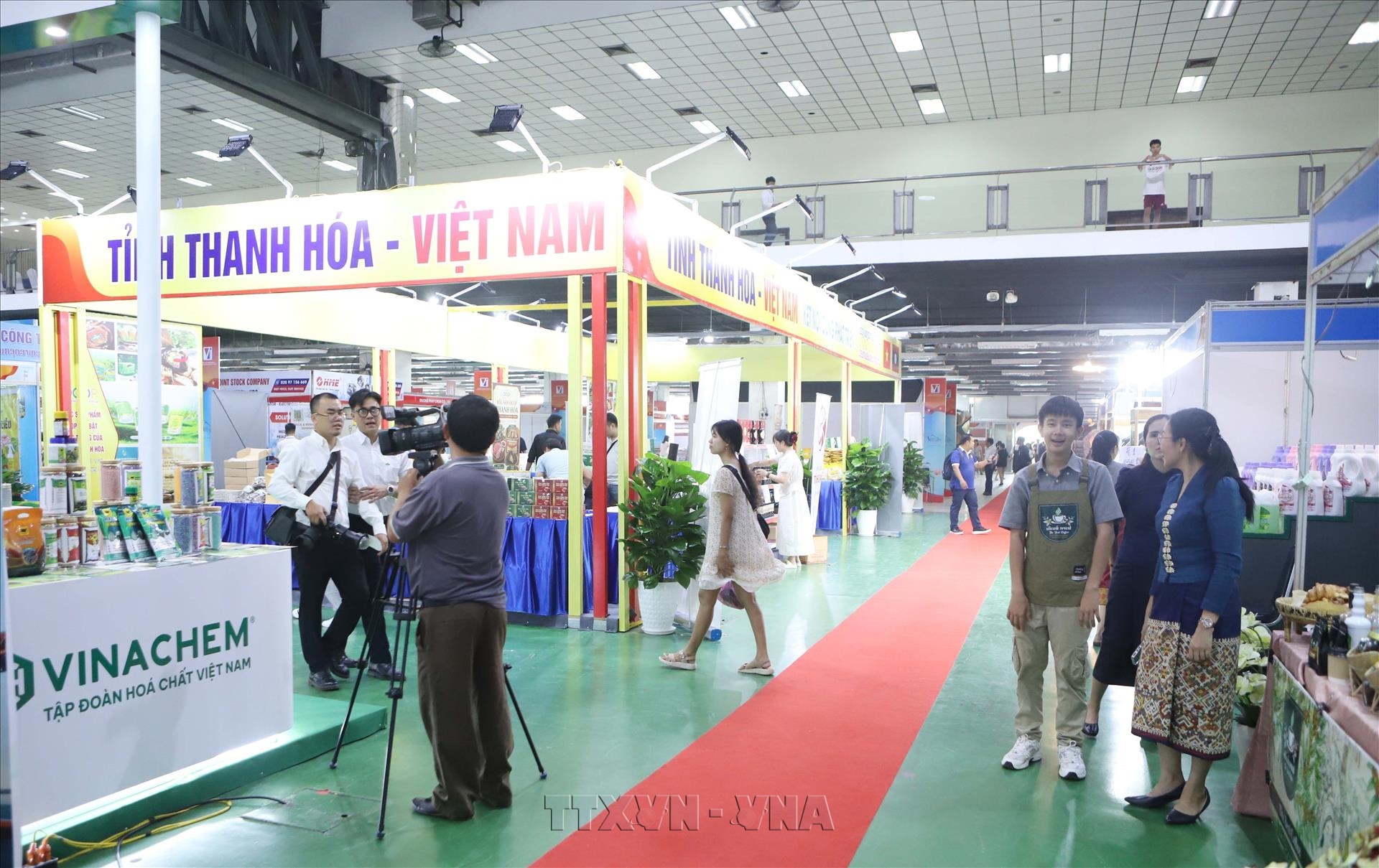 Feria Comercial Vietnam-Laos 2026 impulsa cohesión estratégica entre ambos países