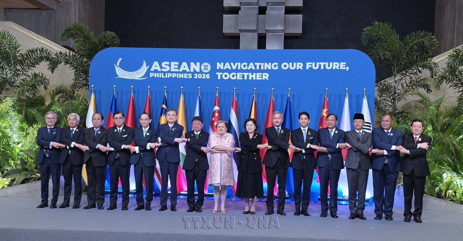 Le Vietnam incite à renforcer la connectivité et la résilence dans la coopération ASEAN3