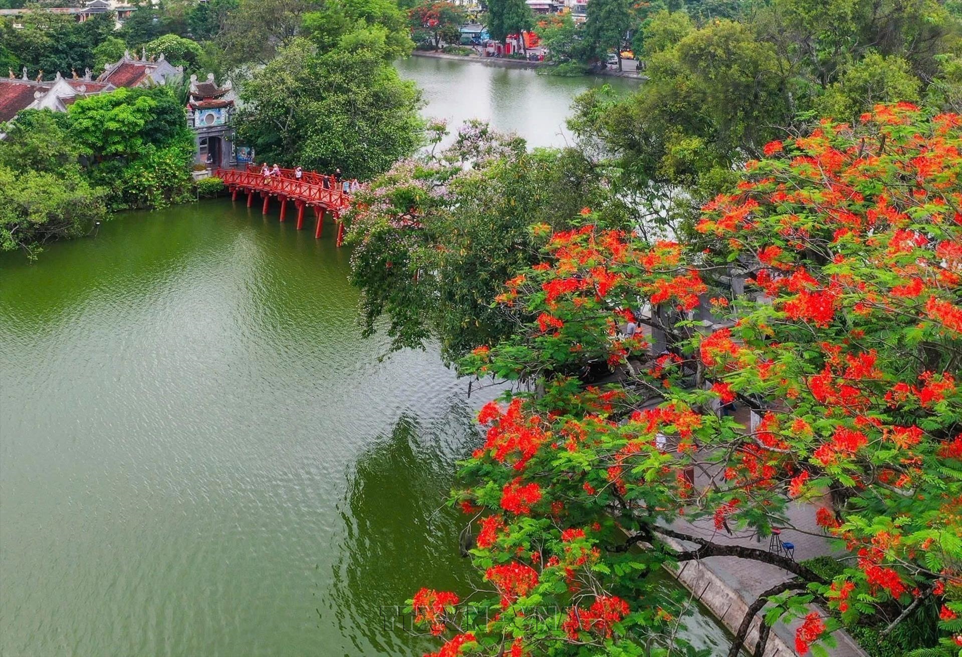 Hanoi welcomes over 21 million visitors in first seven months