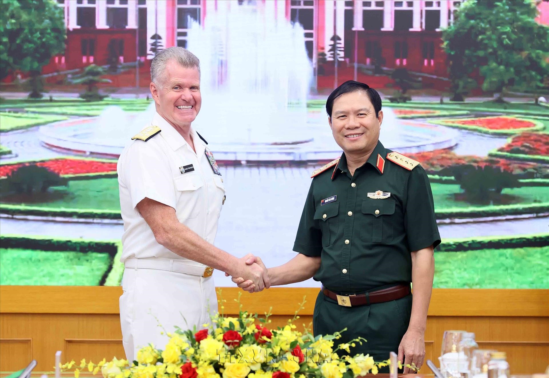 Đại tướng Nguyễn Tân Cương hội kiến Tư lệnh Bộ Tư lệnh Thái Bình Dương (Hoa Kỳ)