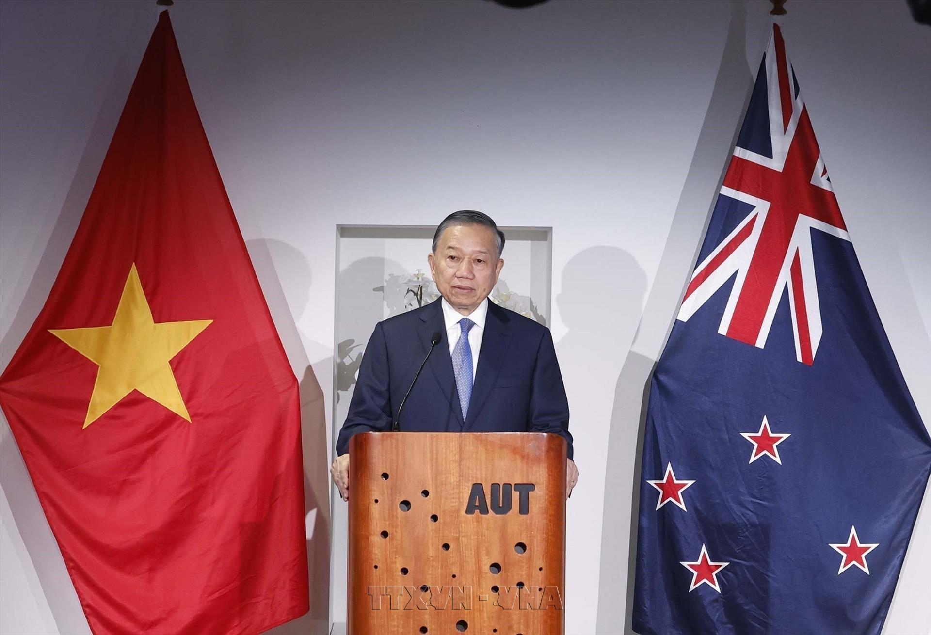 Top Leader Calls for Stronger Vietnam–New Zealand Ties in Higher and Vocational Education