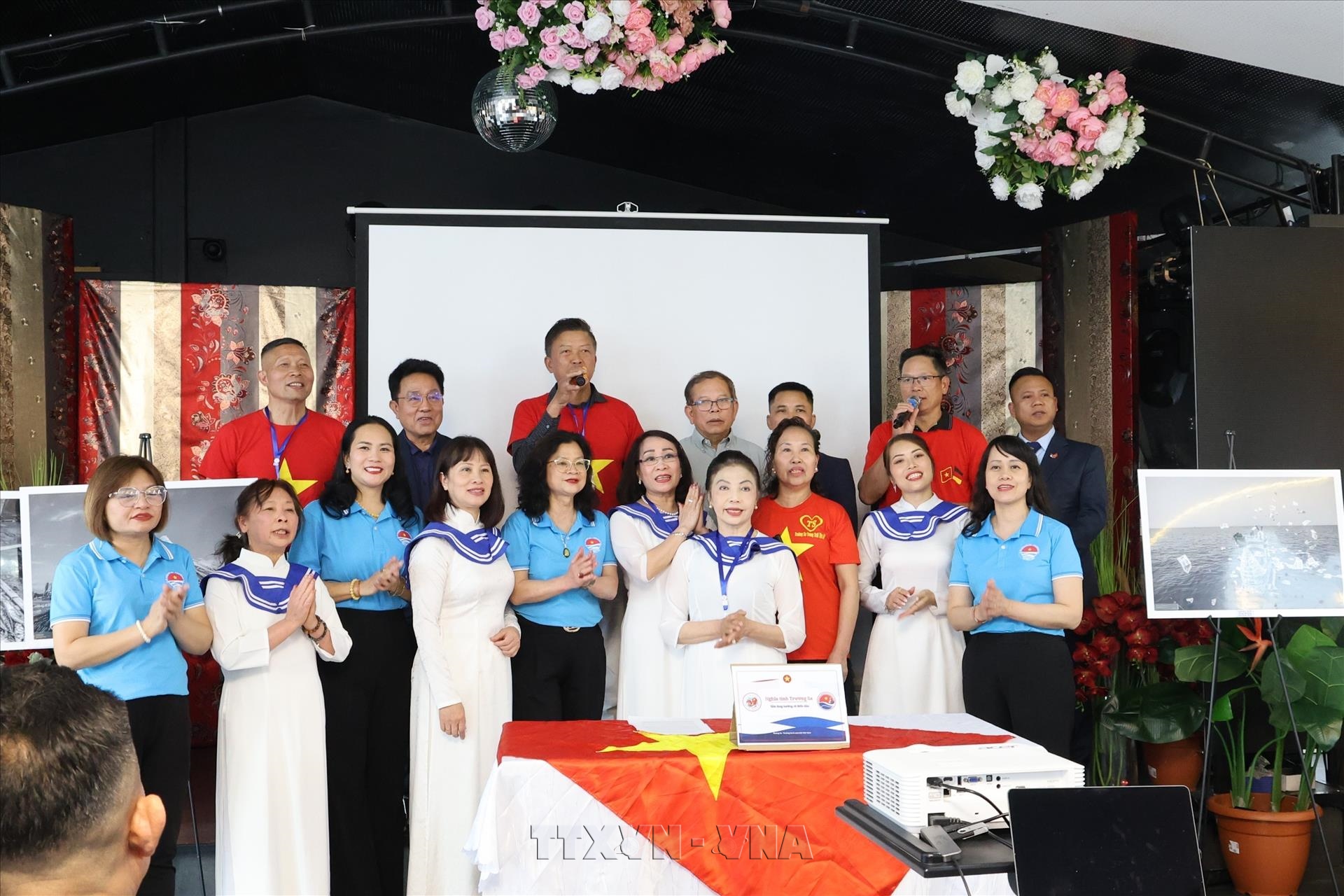 Resolution No. 23 Harnesses Overseas Vietnamese Strength for National Standing