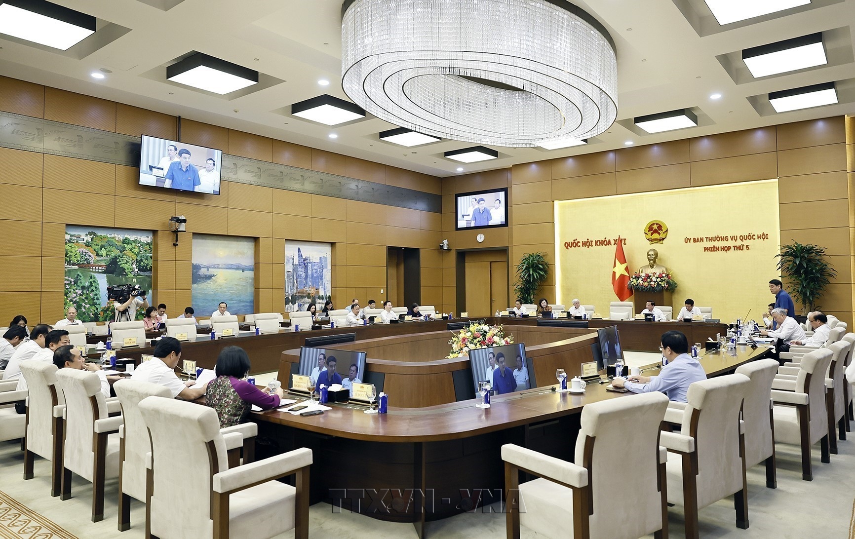 Phiên họp thứ 5, Ủy ban Thường vụ Quốc hội: Bảo đảm mô hình quản lý hoạt động dầu khí thượng nguồn vận hành thông suốt, hiệu quả