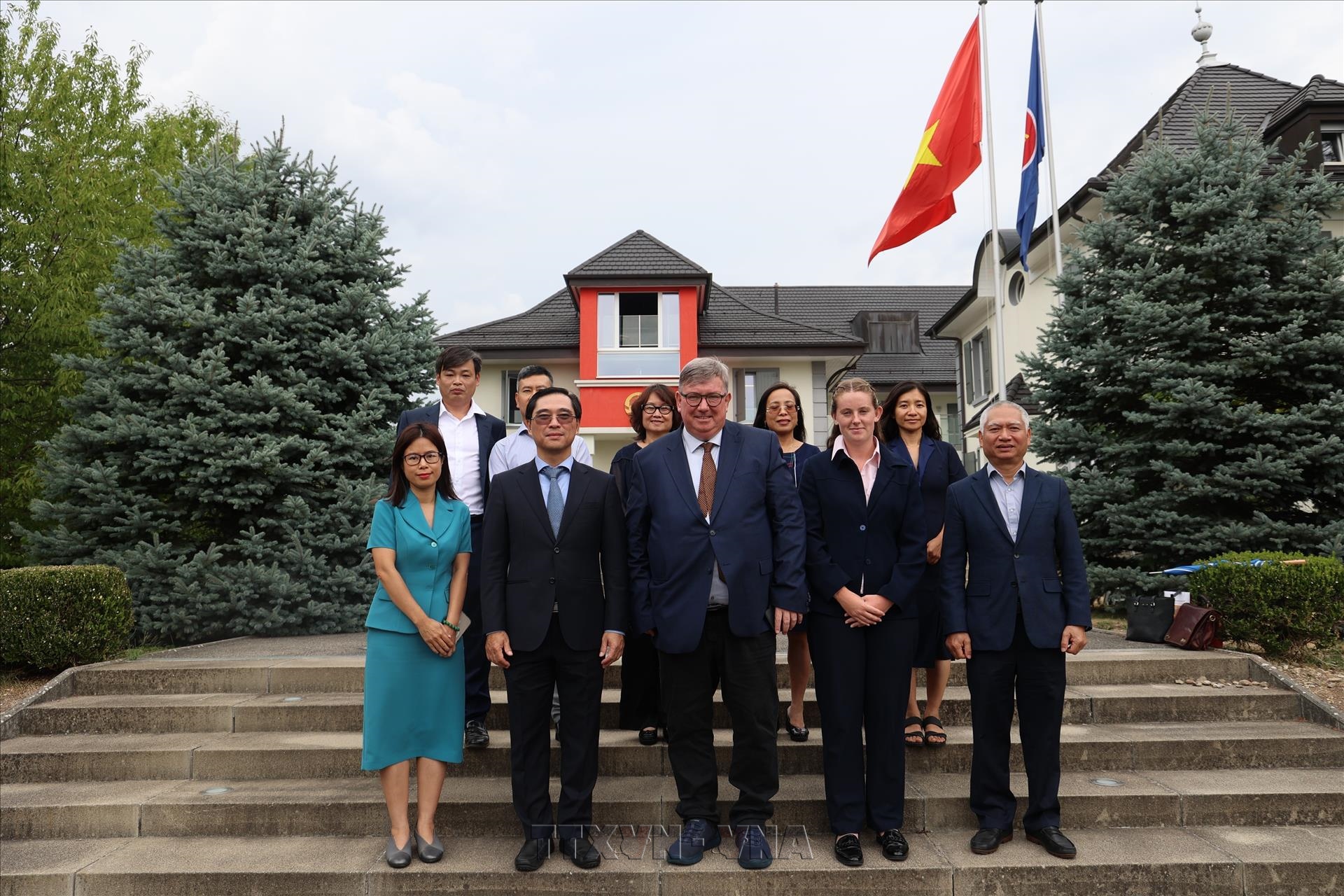 La mission permanente du Vietnam à Genève organise un séminaire sur la politique industrielle