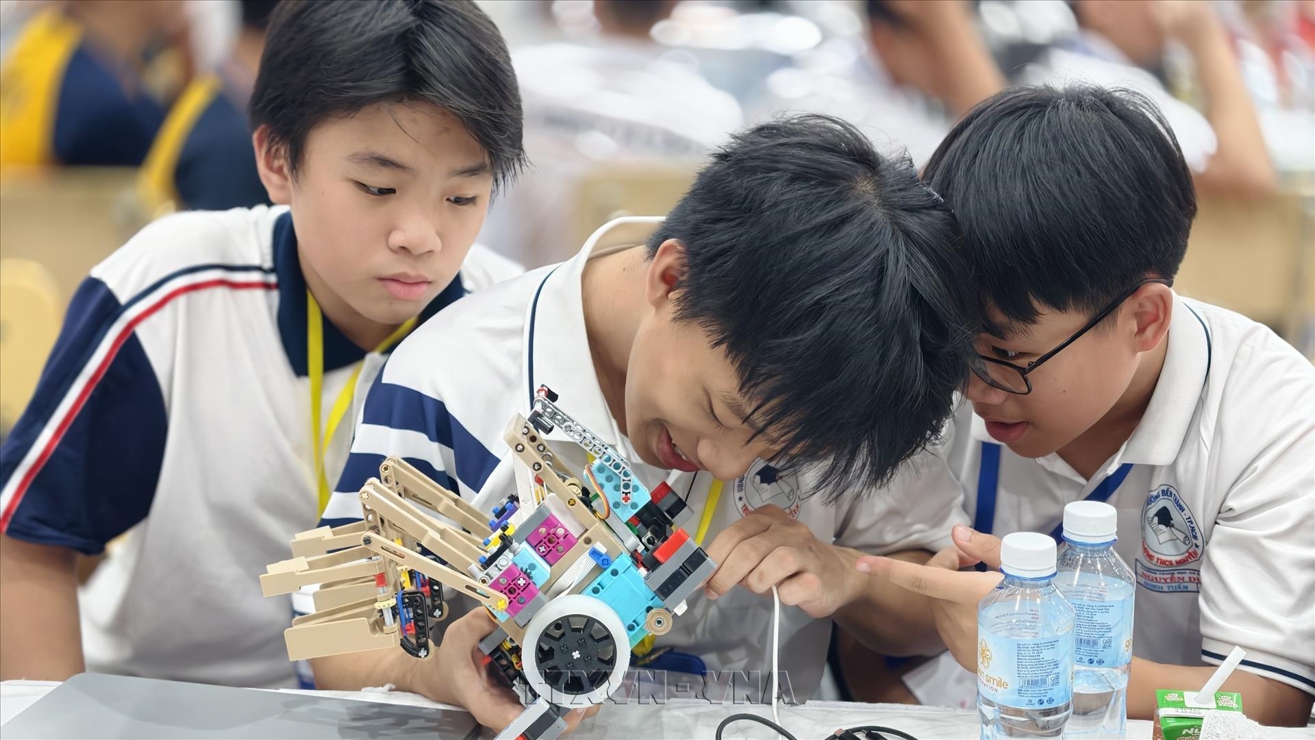 Gần 500 thí sinh tranh tài tại Chung kết toàn quốc ROBOTACON WRO 2026