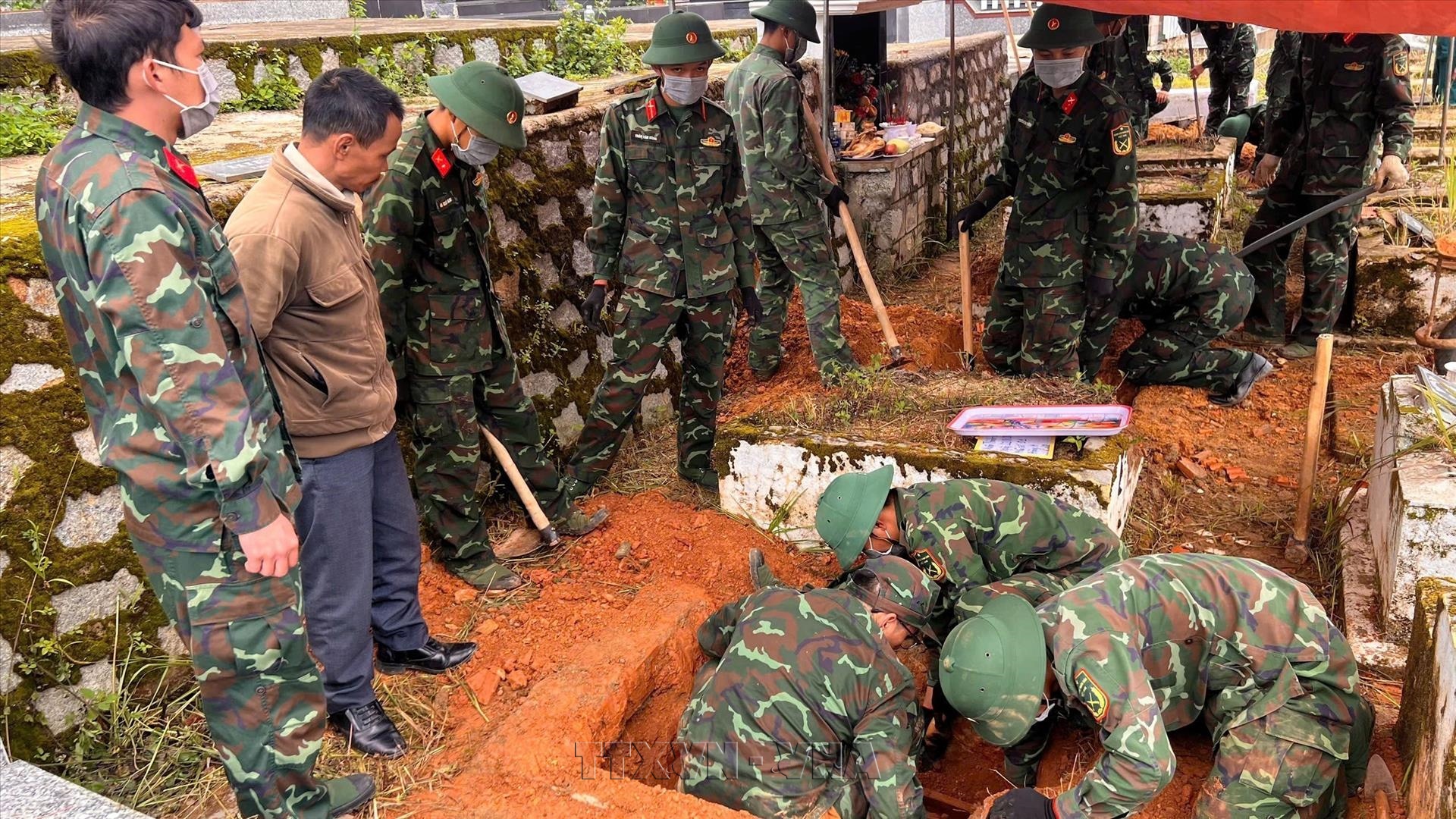Xác minh thông tin, khoanh vùng địa điểm tìm kiếm, quy tập hài cốt liệt sĩ