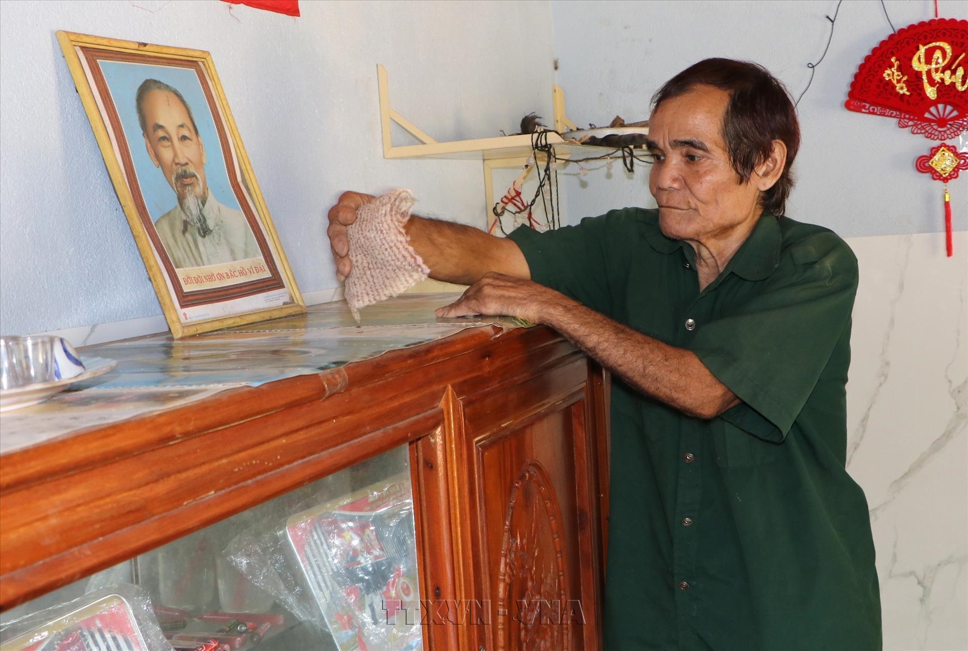 Người Co mang họ Hồ, trọn đời nhớ Bác