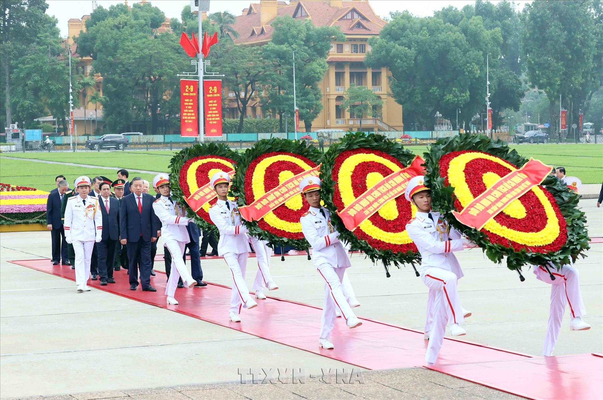 Lãnh đạo Đảng, Nhà nước viếng Chủ tịch Hồ Chí Minh nhân dịp 81 năm Quốc khánh
