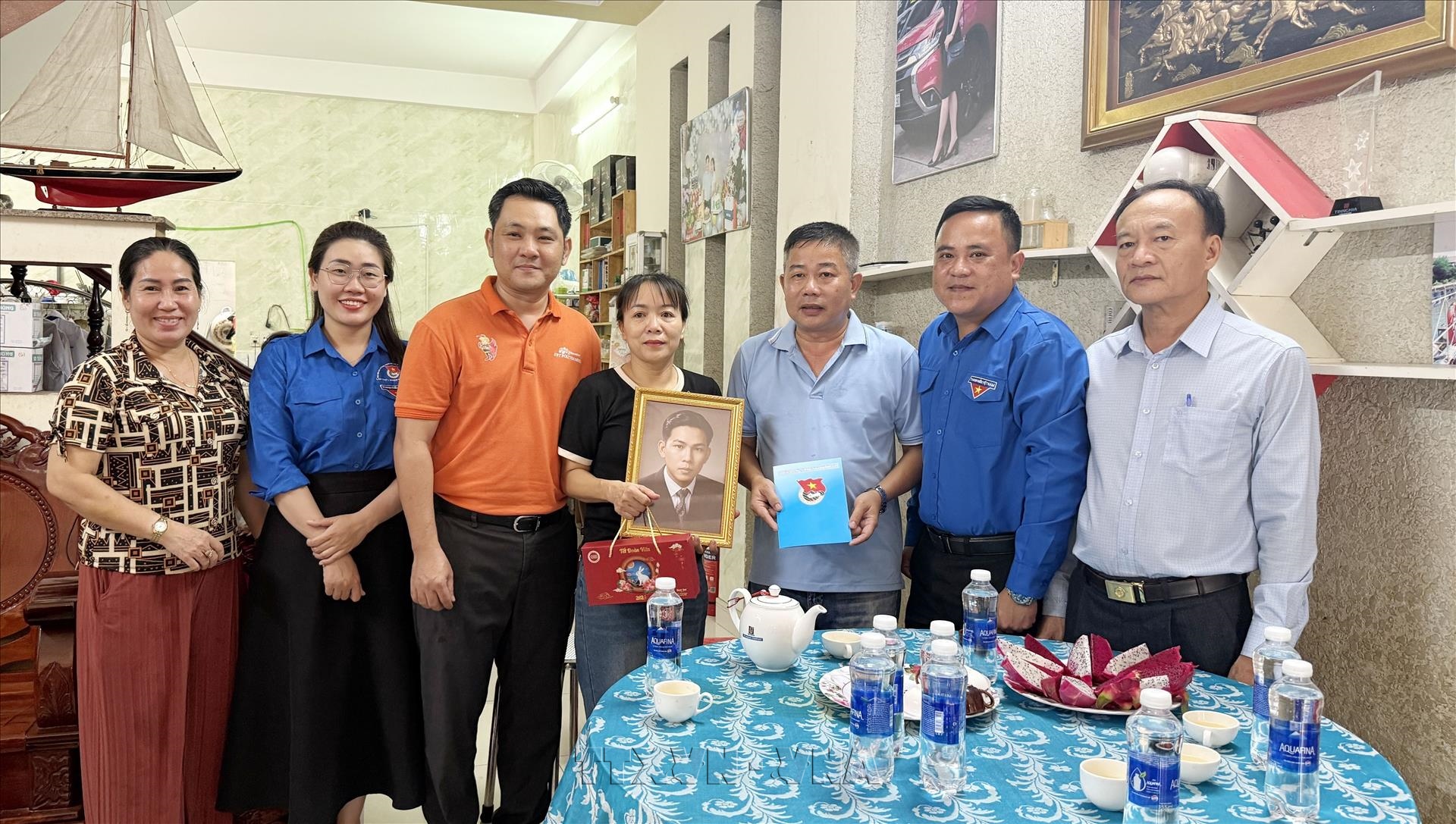  Mang hình bóng người anh hùng trở về trong ngày Tết Độc lập