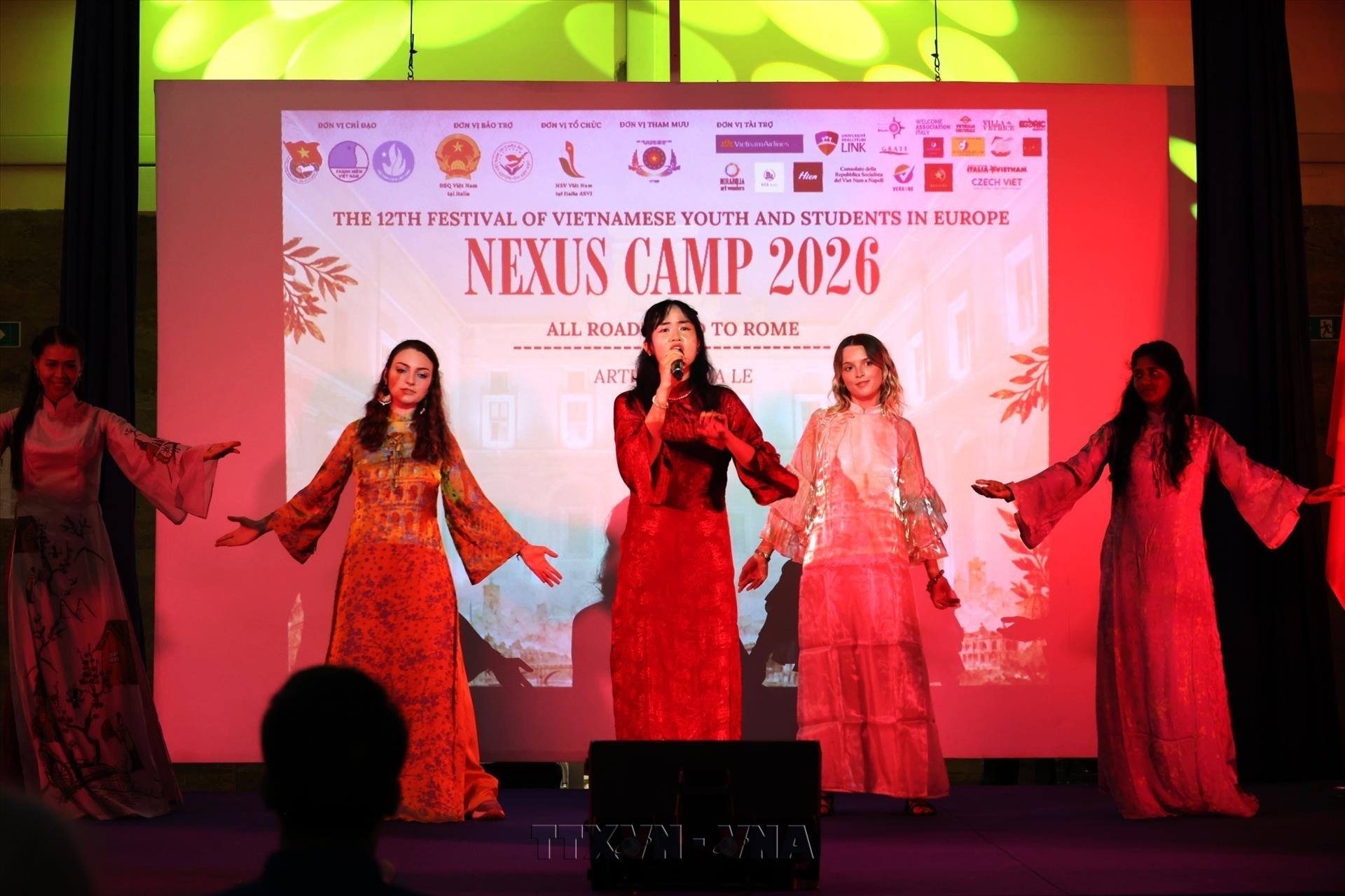 Vietnamese youth camp in Europe promotes connections among Vietnamese abroad