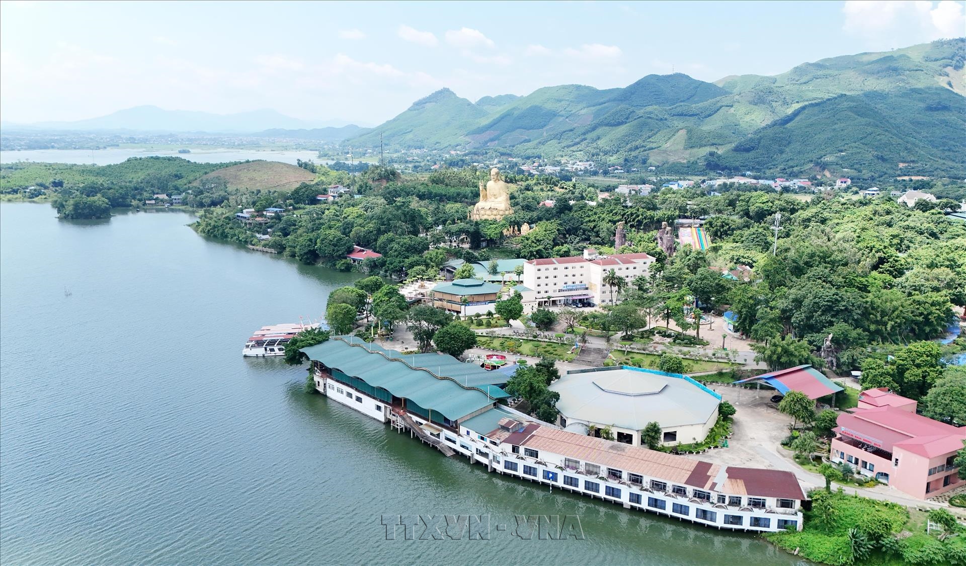 Thái Nguyên: Đánh thức tiềm năng du lịch Hồ Núi Cốc