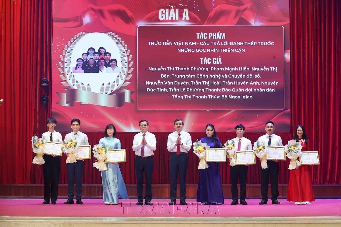 Học viện Chính trị quốc gia Hồ Chí Minh trao giải Cuộc thi chính luận về bảo vệ nền tảng tư tưởng của Đảng