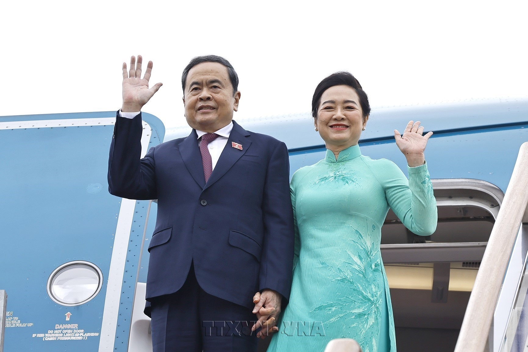Le président de lAN achève avec succès sa visite officielle en République de Corée