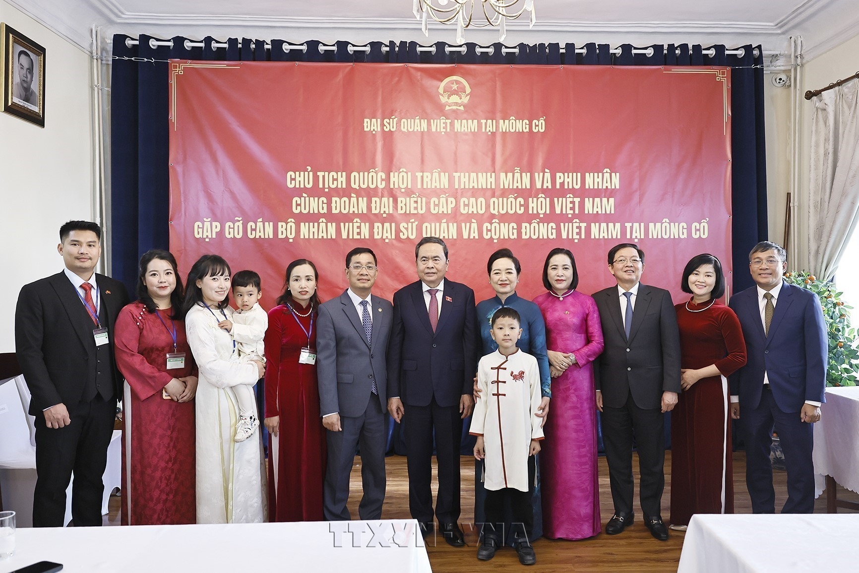 Chủ tịch Quốc hội Trần Thanh Mẫn gặp gỡ cộng đồng kiều bào tại Mông Cổ