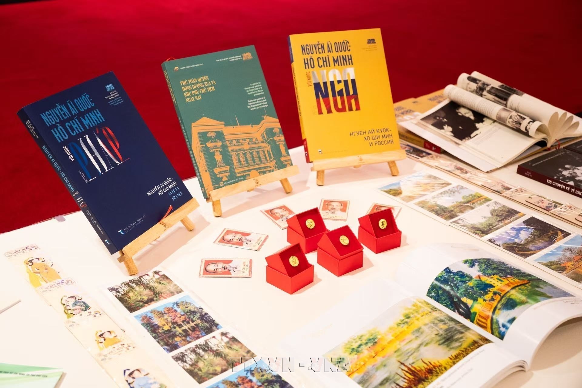 Tôn vinh di sản Hồ Chí Minh, vun đắp tình hữu nghị Việt Nam-Trung Quốc
