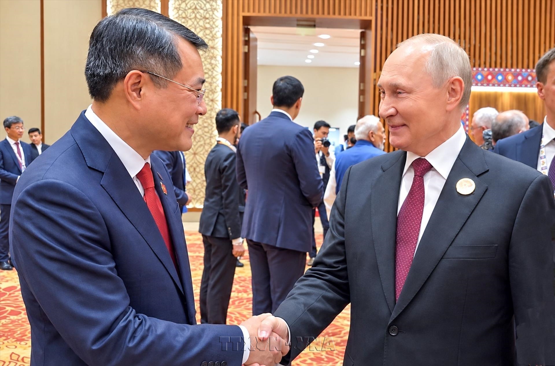Thủ tướng Chính phủ Lê Minh Hưng gặp lãnh đạo các nước, tổ chức quốc tế nhân dịp tham dự Hội nghị thượng đỉnh BRICS lần thứ 18