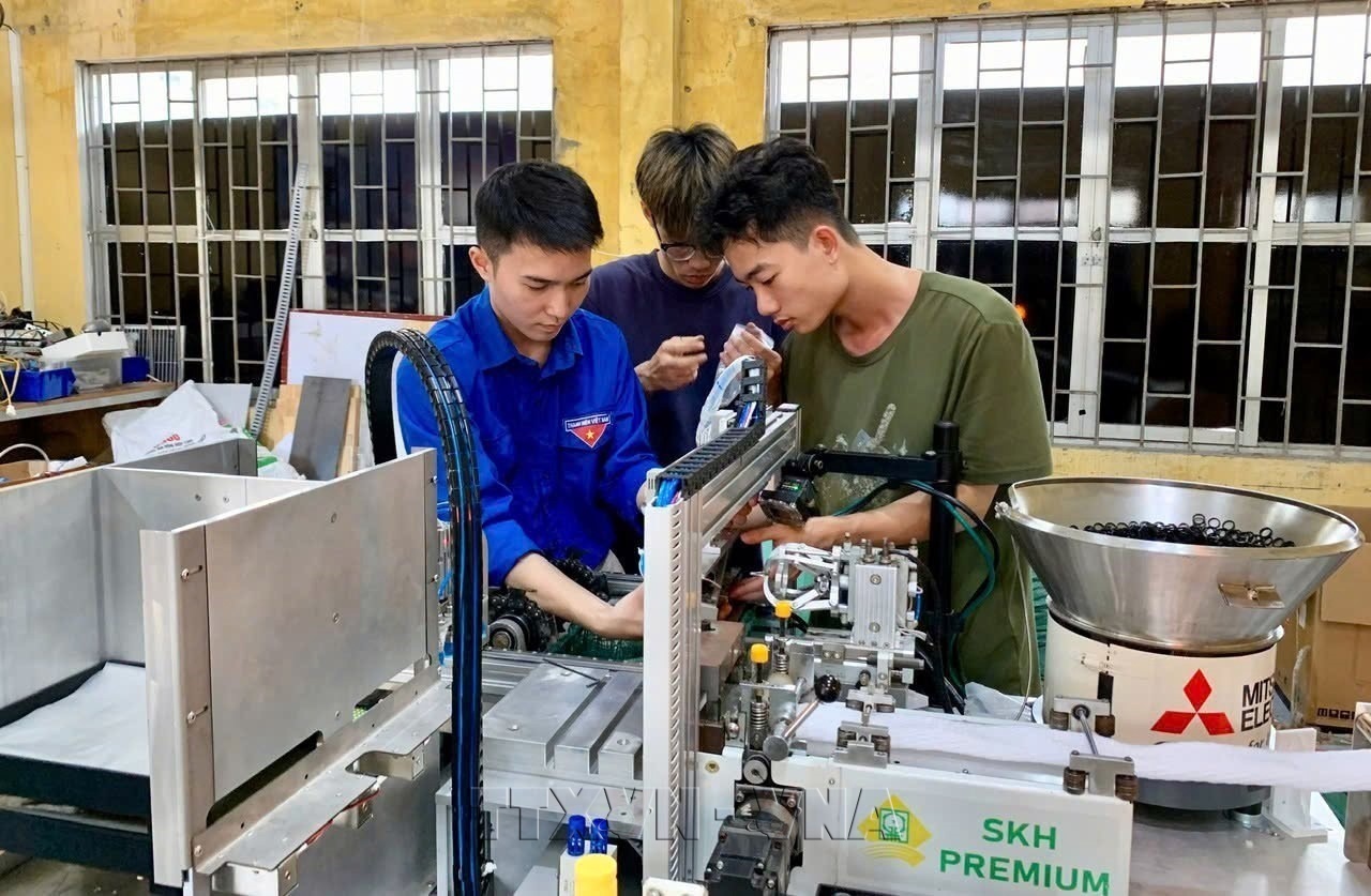 Trí tuệ nhân tạo tiếp sức thanh niên khởi nghiệp, phát triển kinh tế