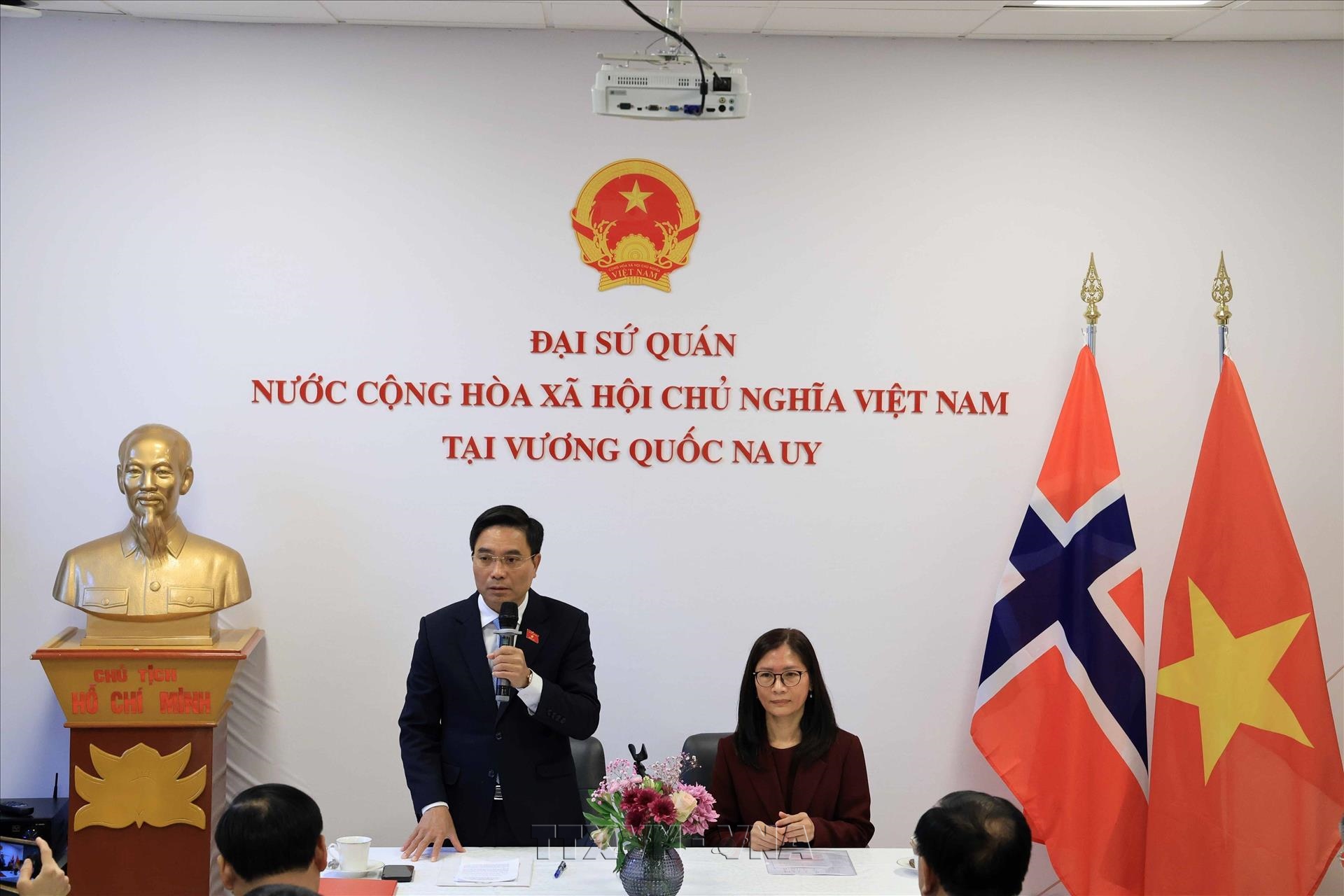 Tạo động lực mới cho quan hệ song phương Việt Nam - Na Uy