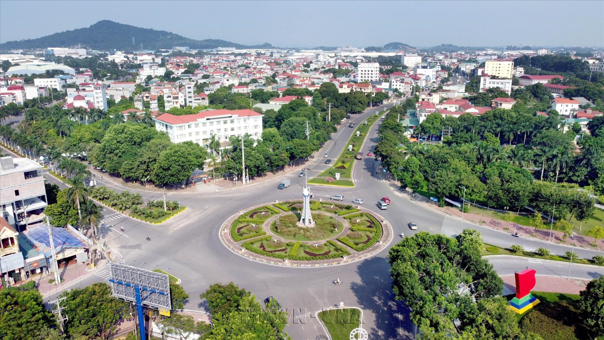 Chia sẻ giải pháp phát triển đô thị xanh, thích ứng biến đổi khí hậu