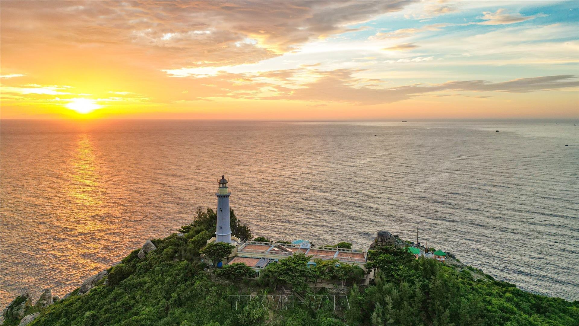Dai Lanh Cape at Sunrise