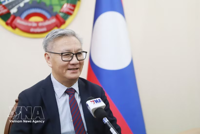 レ・ミン・フン首相のラオス訪問、極めて大きな歴史的意義