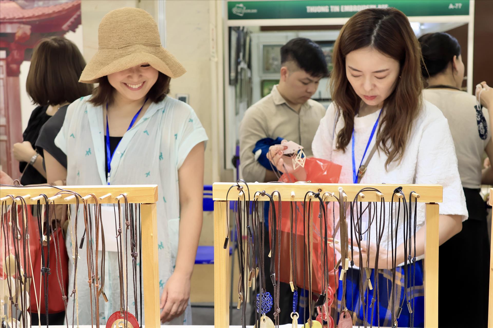 Khai mạc Hội chợ quốc tế Quà tặng hàng thủ công mỹ nghệ Hà Nội năm 2026