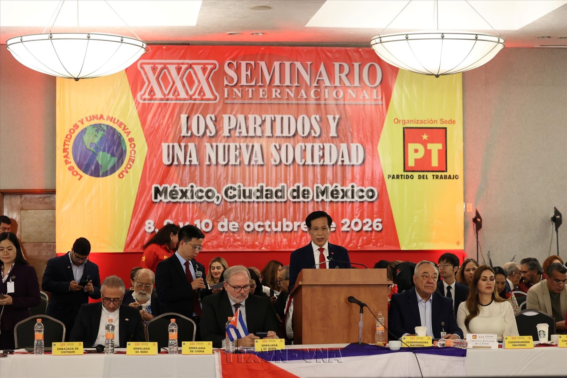 Vietnam reafirma su papel activo en foro internacional de partidos políticos en México