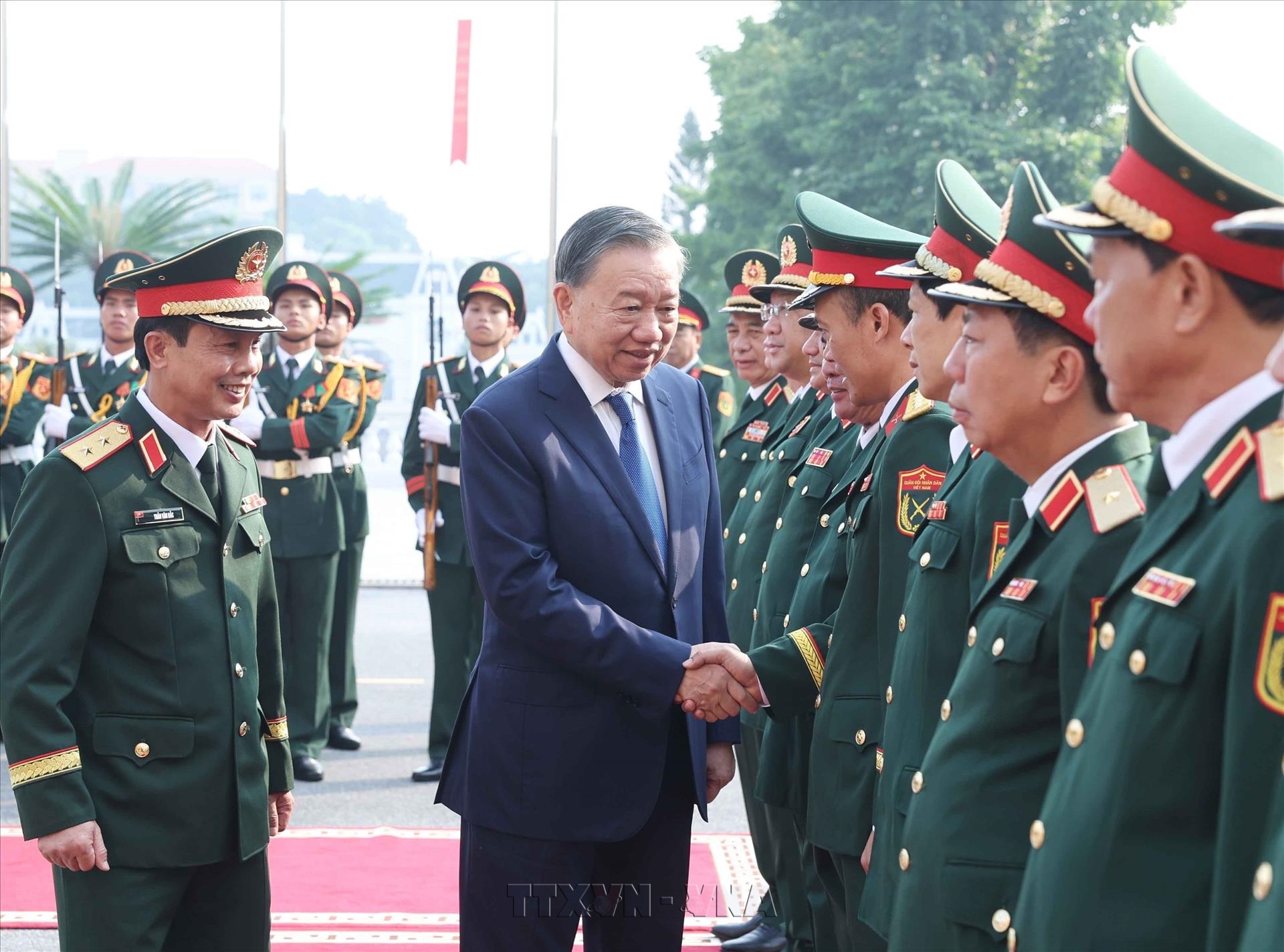 Tổng Bí thư, Chủ tịch nước Tô Lâm dự Lễ kỷ niệm 80 năm Ngày truyền thống Lực lượng vũ trang Quân khu 2
