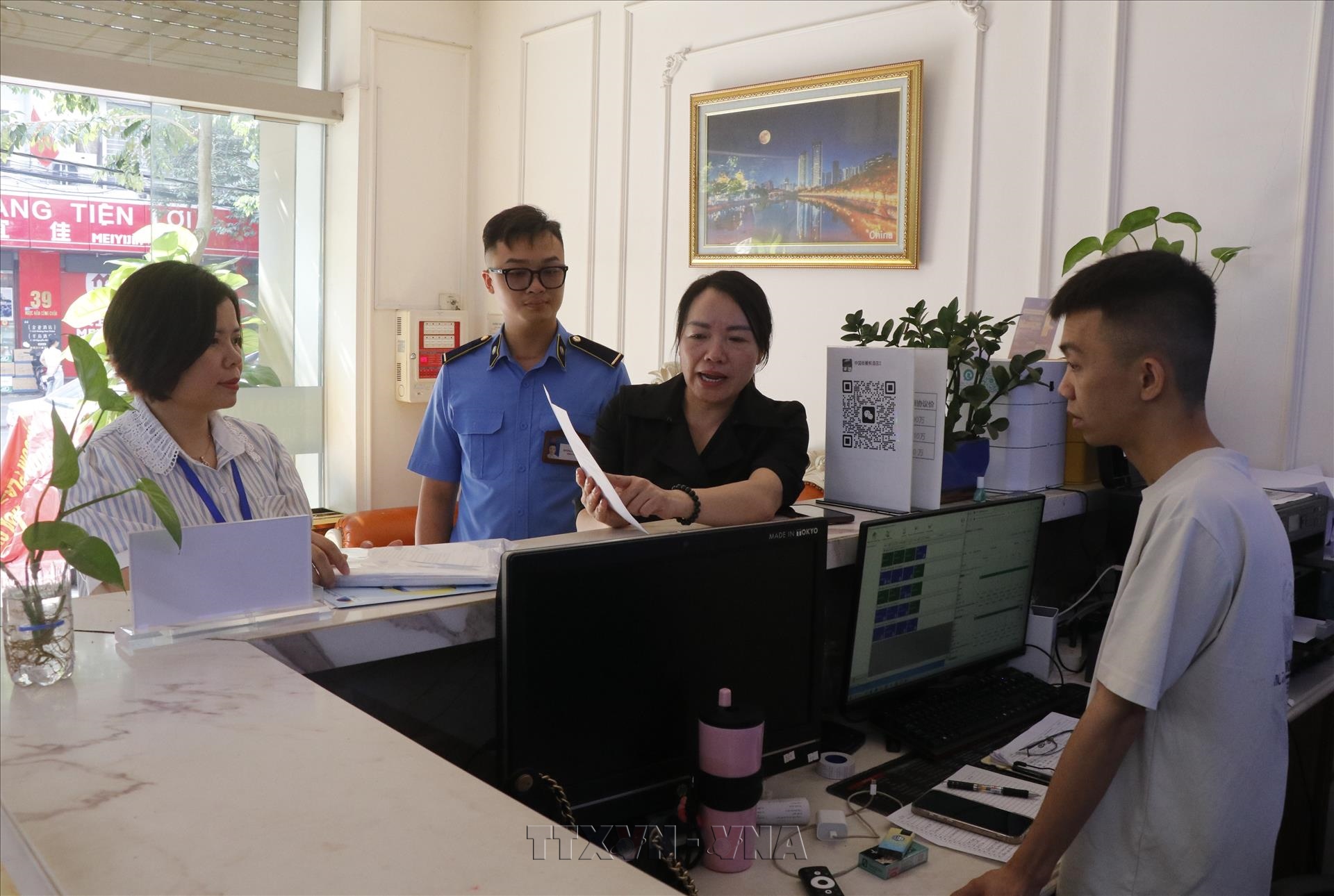 Chấn chỉnh hoạt động quảng cáo, bảo đảm mỹ quan đô thị