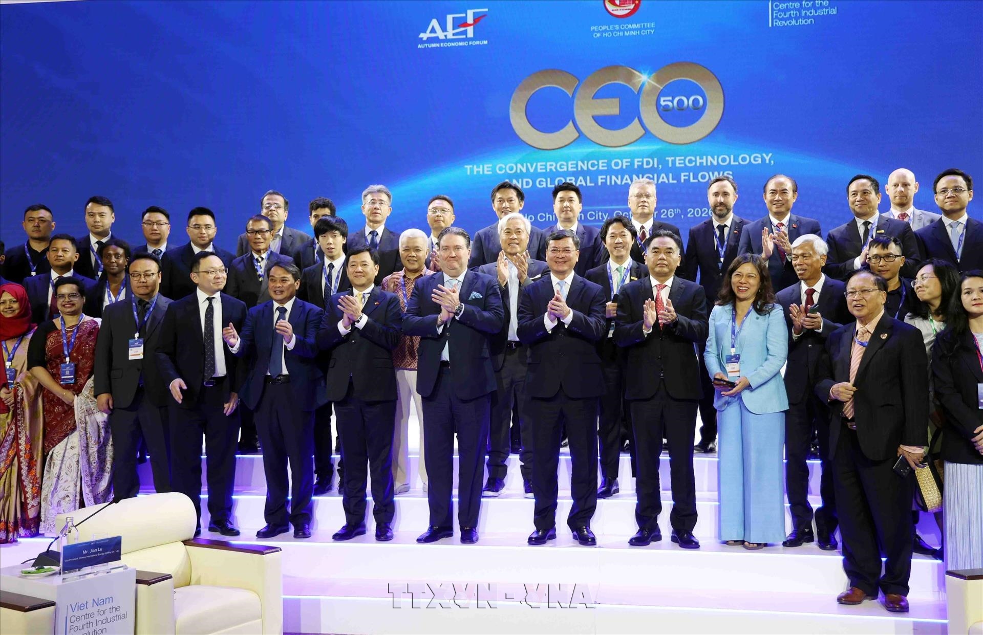 Forum économique dautomne 2026 : le Vietnam mise sur les investissements de haute technologie
