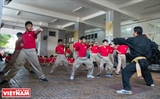 Martial arts master teaches self-defense skills for students