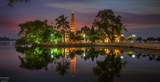 Пагода Чанкуок: цветущий лотос в центре Западного озера 