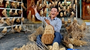 Уникальные скульптуры из корня бамбука