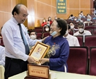 Chủ tịch nước trao quà Tết cho gia đình chính sách hoàn cảnh khó khăn tại An Giang