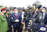 Chủ tịch Quốc hội Vương Đình Huệ thăm chúc tết Bộ Tư lệnh Cảnh sát cơ động